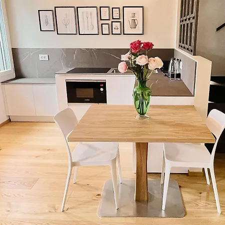 Lägenhet Al Pio Luxury Nest