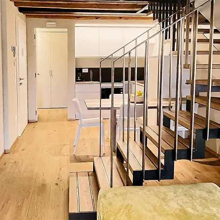 Al Pio Luxury Nest Lägenhet *