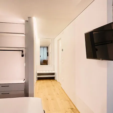 Al Pio Luxury Nest Lägenhet